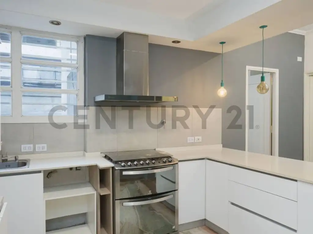 Foto de Venta departamento 4 ambientes Las Cañitas, imagen 1