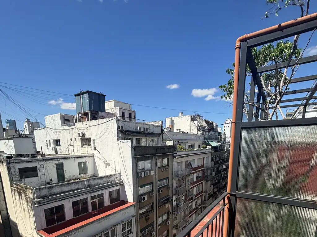 Foto de Piso Completo de Oficinas en Venta – Oportunidad Única en Zona, imagen 1