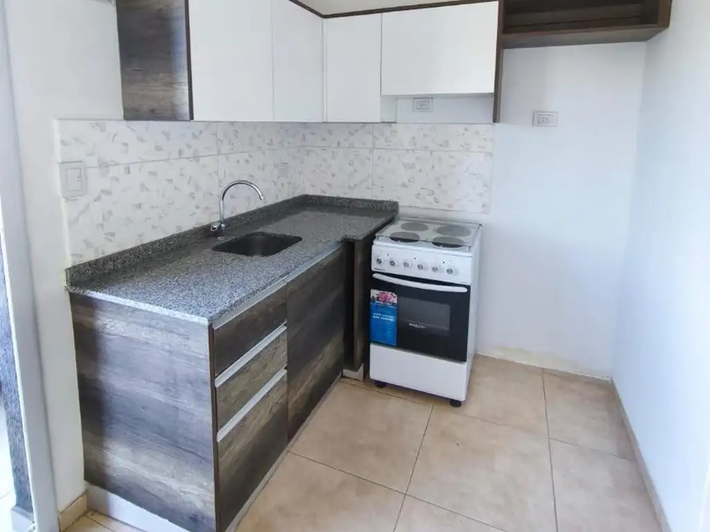 Foto de SE ALQUILA DEPARTAMENTO DE DOS AMBIENTES CON COCHERA, imagen 4