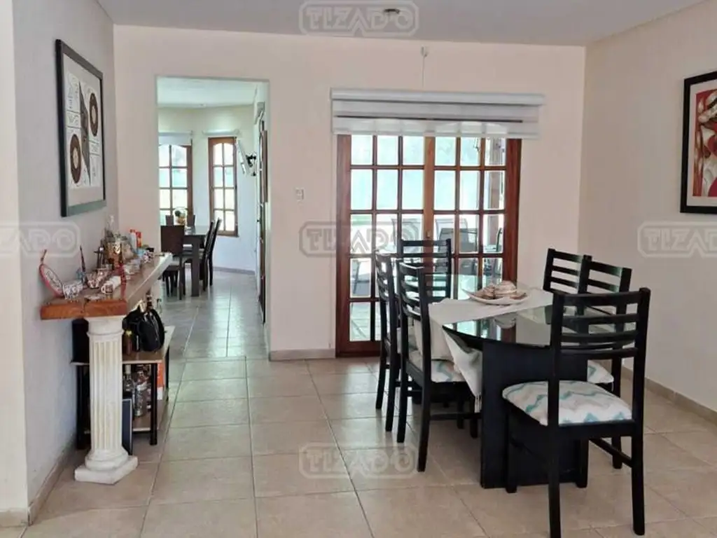 Foto de Casa Chalet en Alquiler en Campos de Alvarez, Francisco Álvarez, Moreno, imagen 4
