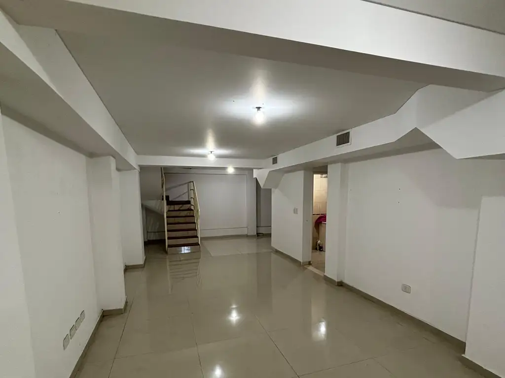 Foto de Local Apto Oficinas - Villa Devoto, imagen 2