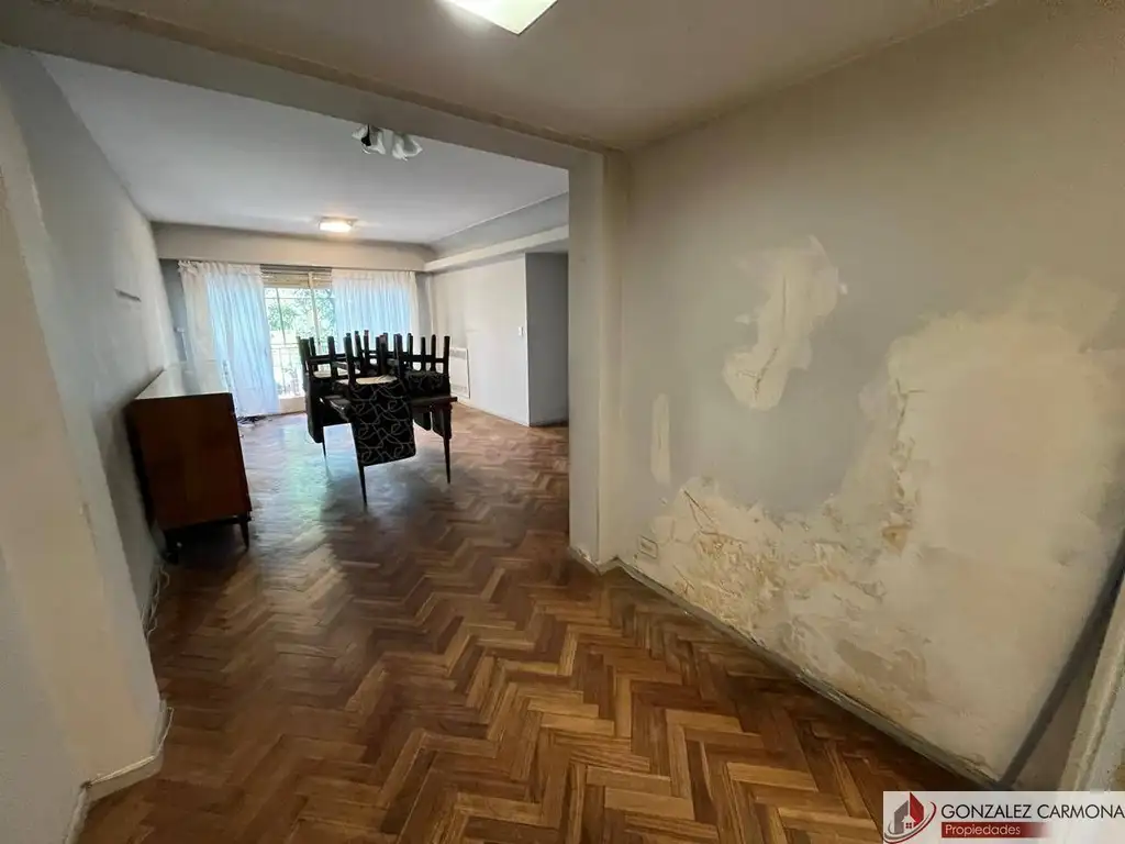 Foto de Departamento en venta c/ cochera en Villa del Parque, imagen 3