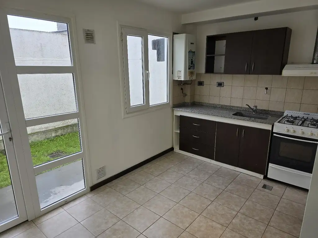 Foto de DEPARTAMENTO 3 AMBIENTES - BUENAVISTA, RÍO GRANDE, imagen 3