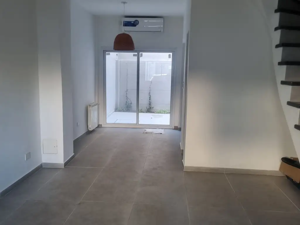 Foto de PH Premium a Estrenar: Diseño, en 3 Plantas, Terraza Única frente al, imagen 2