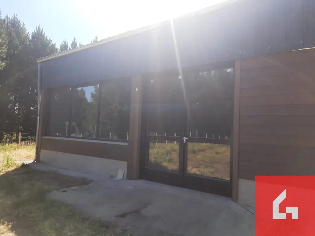 Foto de Galpón en alquiler de 150m2 ubicado en San Martin de los Andes, imagen 5