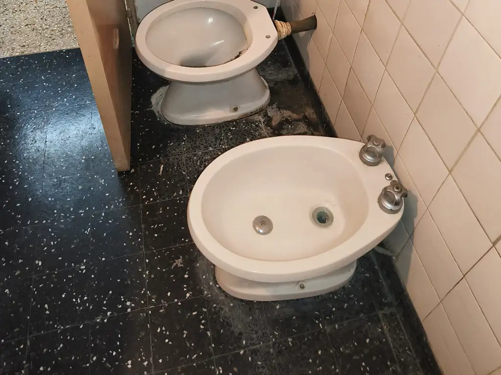 Foto de DEPARTAMENTO 1 AMBIENTE CON PATIO. ELIZALDE 46 PB "P" AVELLANEDA, imagen 3