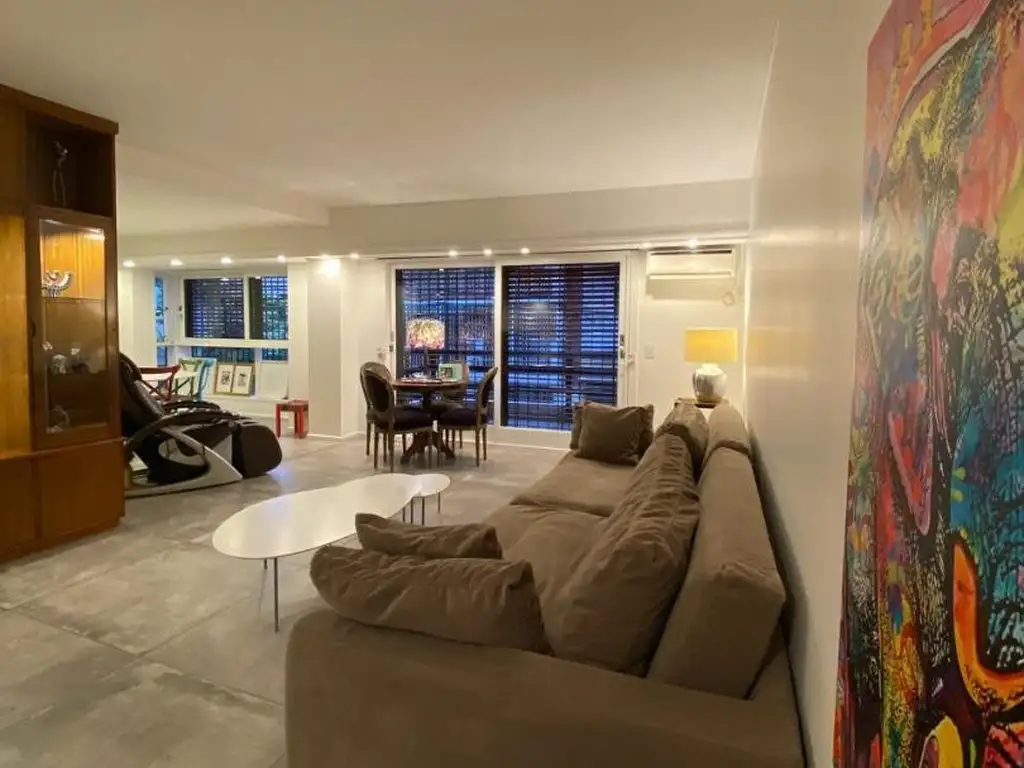Foto de Piso de 4 ambientes con dep, balcón,patios y cochera., imagen 1