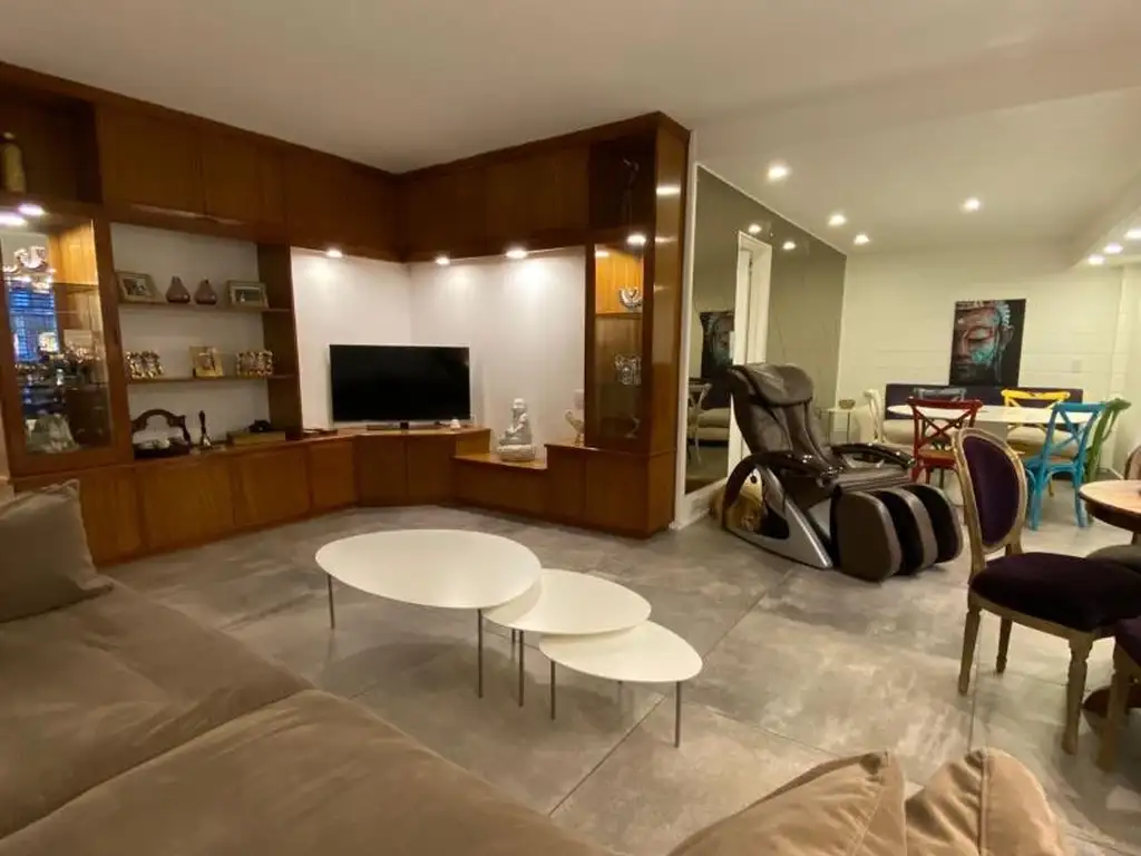 Foto de Piso de 4 ambientes con dep, balcón,patios y cochera., imagen 4