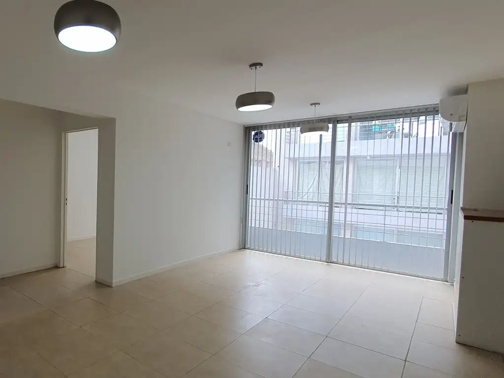 Foto de AMPLIO DEPTO 2 AMB A NUEVO EDIFICIO C/PISCINA, imagen 5