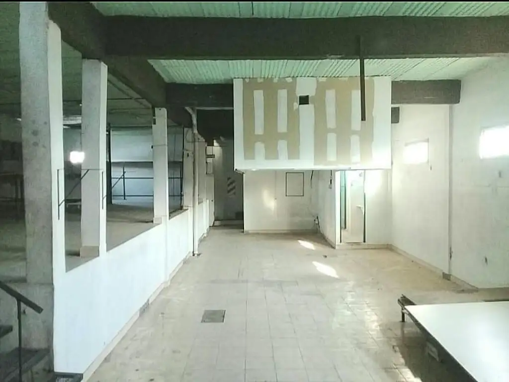 Foto de ALQUILER - GALPON / DEPOSITO - 3 PLANTAS - SAN JUSTO, imagen 4