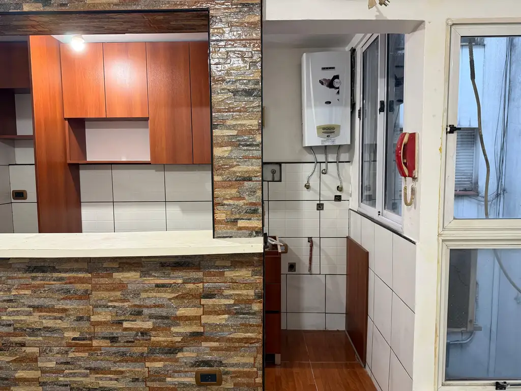 Foto de VENTA 2 AMB EN ALMAGRO, imagen 5