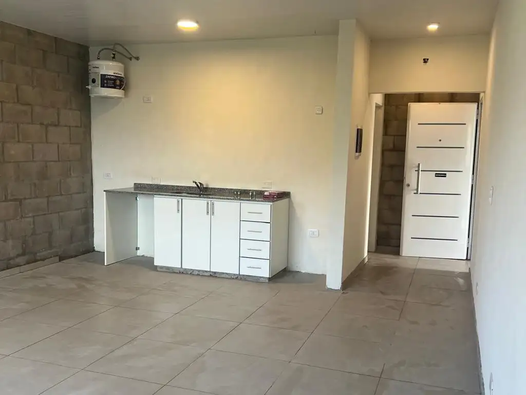 Foto de DEPTOS SOBRE AVENIDA PRINCIPAL EN ALQUILER, GENERAL LAS HERAS, imagen 2
