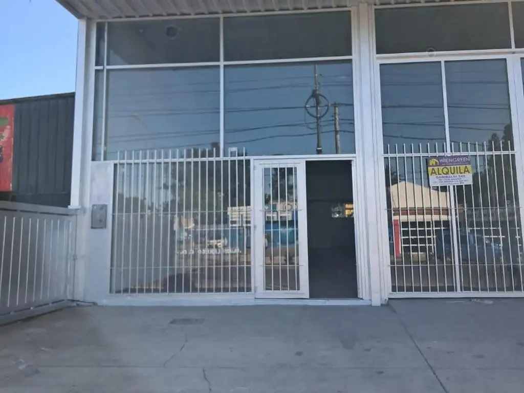 Foto de Alquilo Amplo Local Sobre Avenida Savio Zona Sur!!!, imagen 4