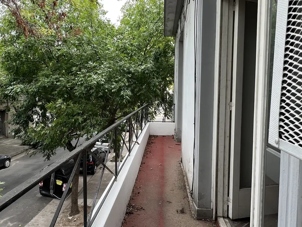 Foto de CASA PARA USO COMERCIAL EXCELENTE UBICACION - 5 AMB. C/JARDIN, imagen 1