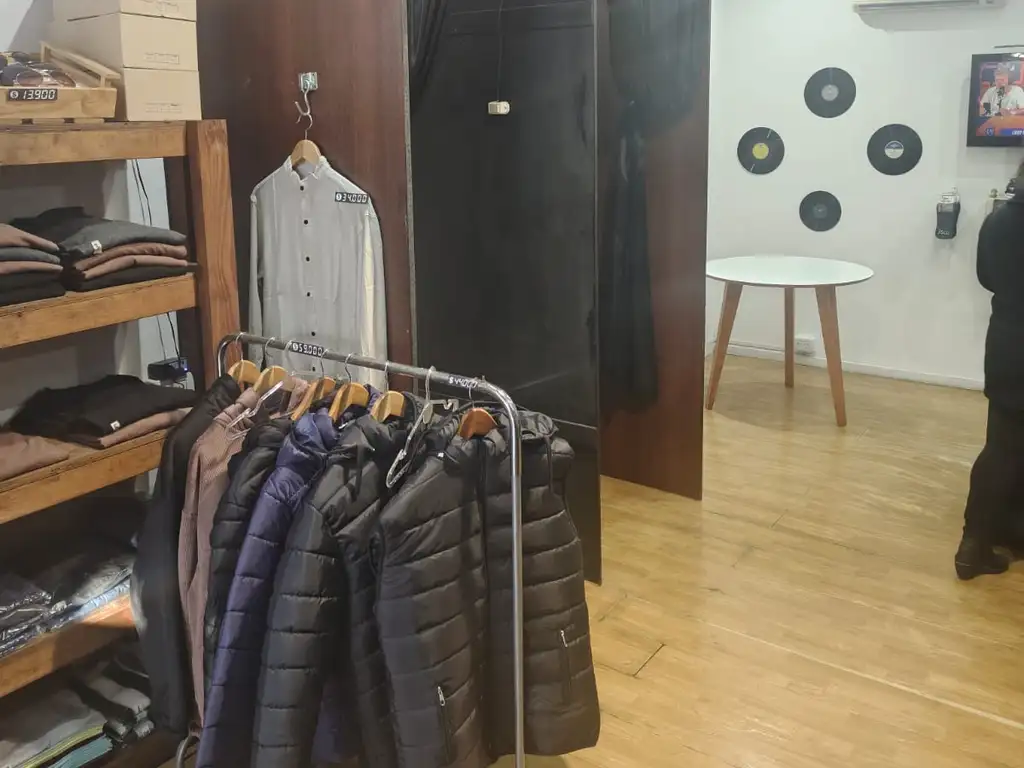 Foto de EXcelente Local en Venta, imagen 3