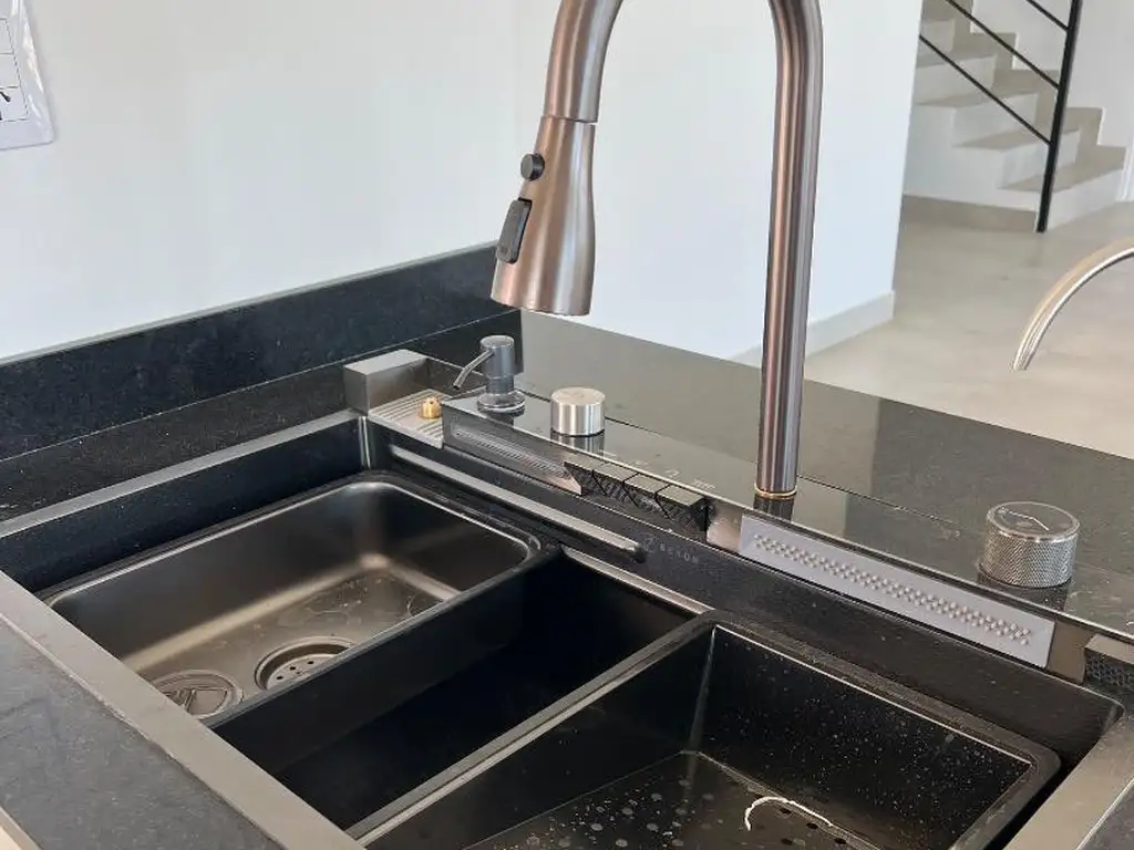 Foto de Casa venta Barrio NATIVAS Puertos del lago Escobar, imagen 4