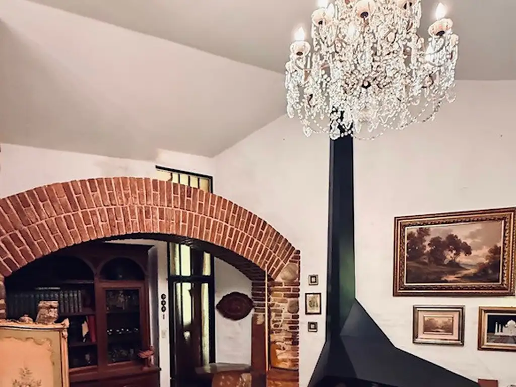 Foto de ALQUILER CASA PARA USO COMERCIAL O FAMILIAR A MTS DE CALLE LAPLACE, imagen 2