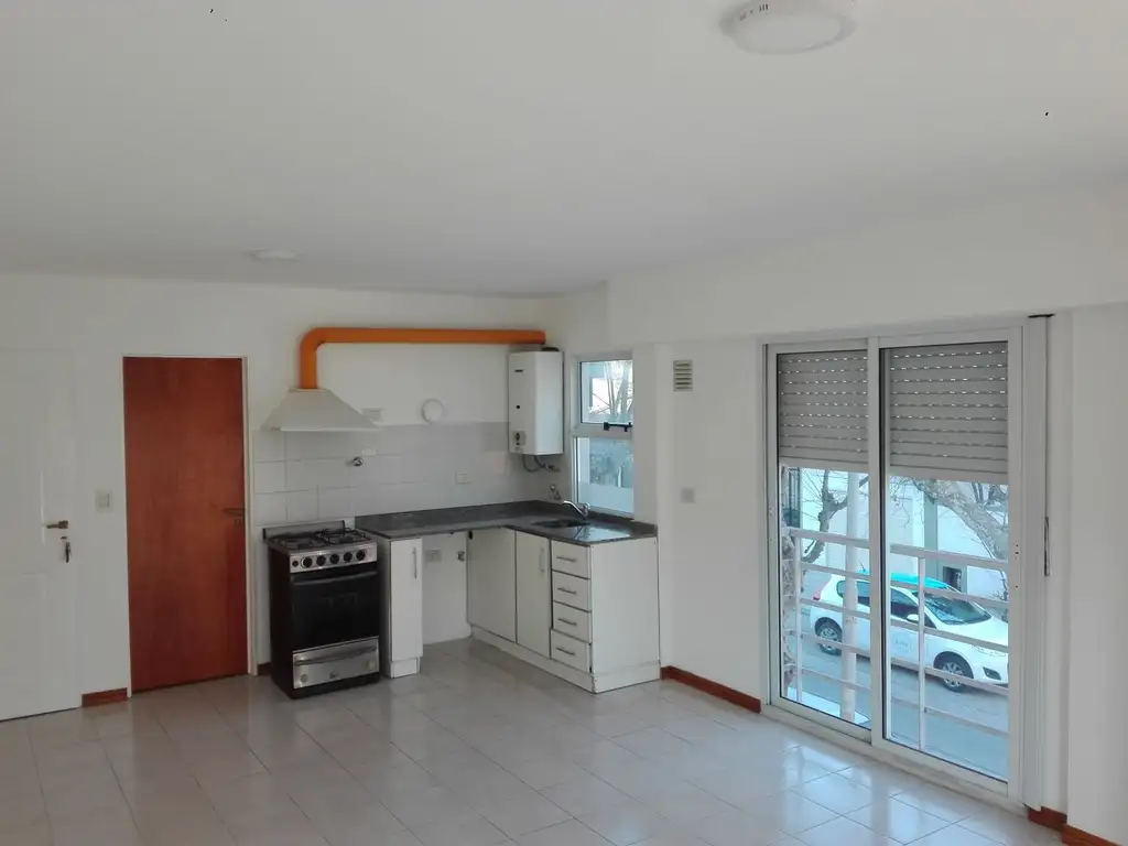 Foto de Venta de Departamento 1 AMBIENTE, Morón centro, imagen 4