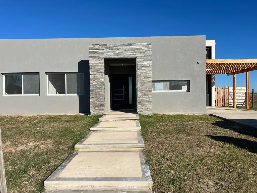 Foto de Casa venta Barrio NATIVAS Puertos del lago Escobar, imagen 3