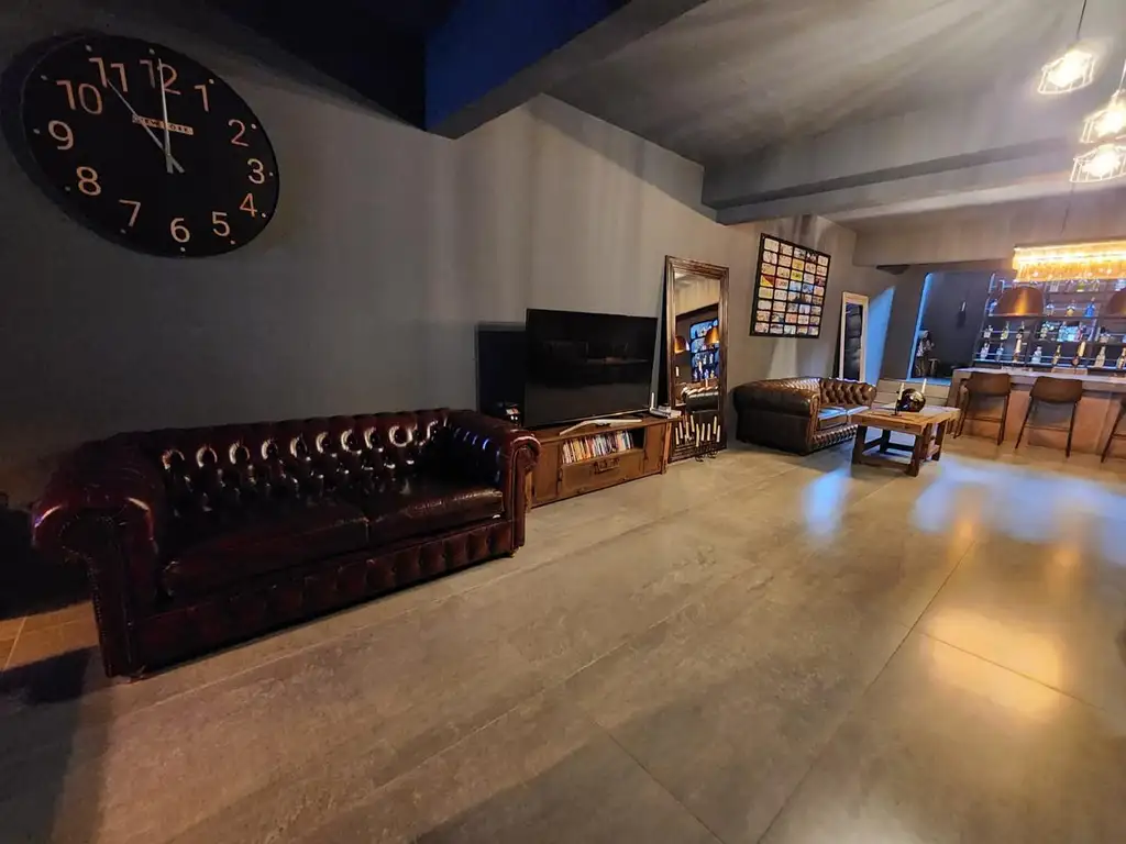 Foto de PH tipo loft único en venta 120 m² S/expensas Diseño Moderno, imagen 2