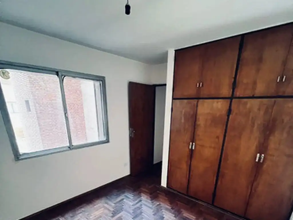 Foto de Departamento 1 Dormitorio En Alquiler Centro Se Permiten Mascotas, imagen 2