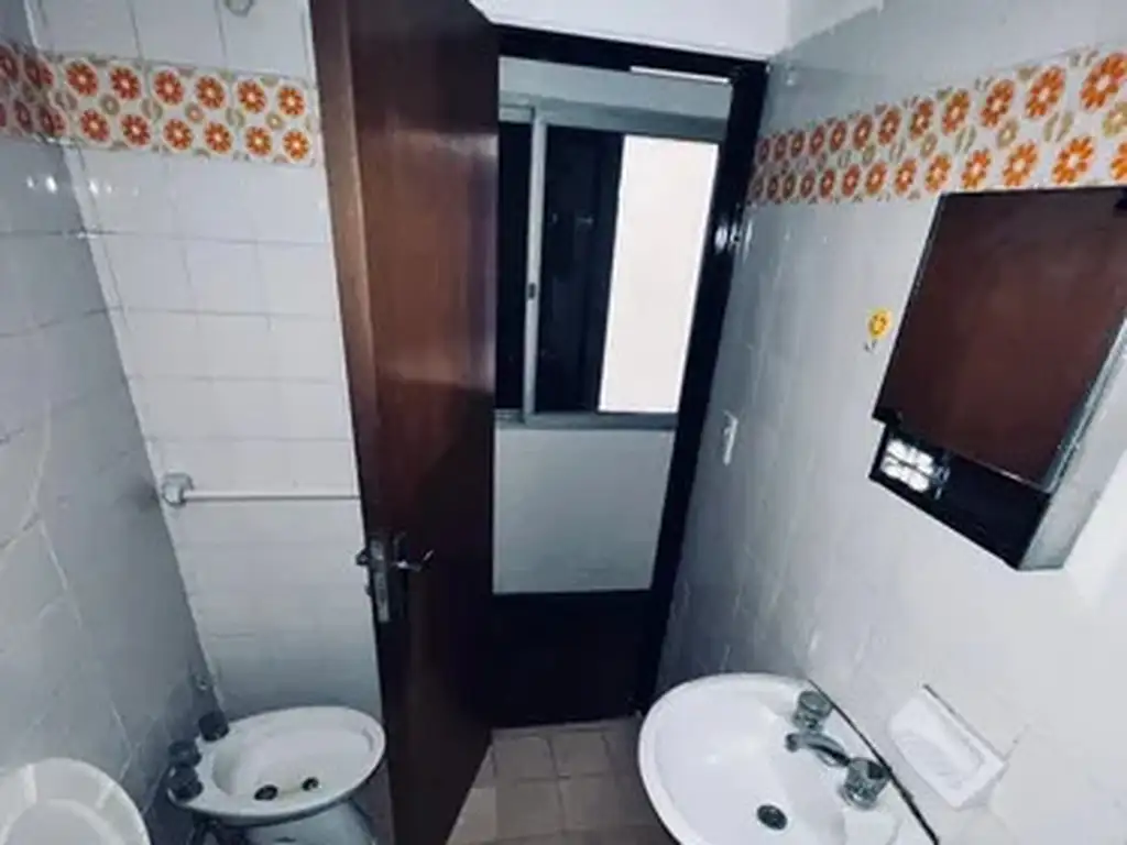 Foto de Departamento 1 Dormitorio En Alquiler Centro Se Permiten Mascotas, imagen 5