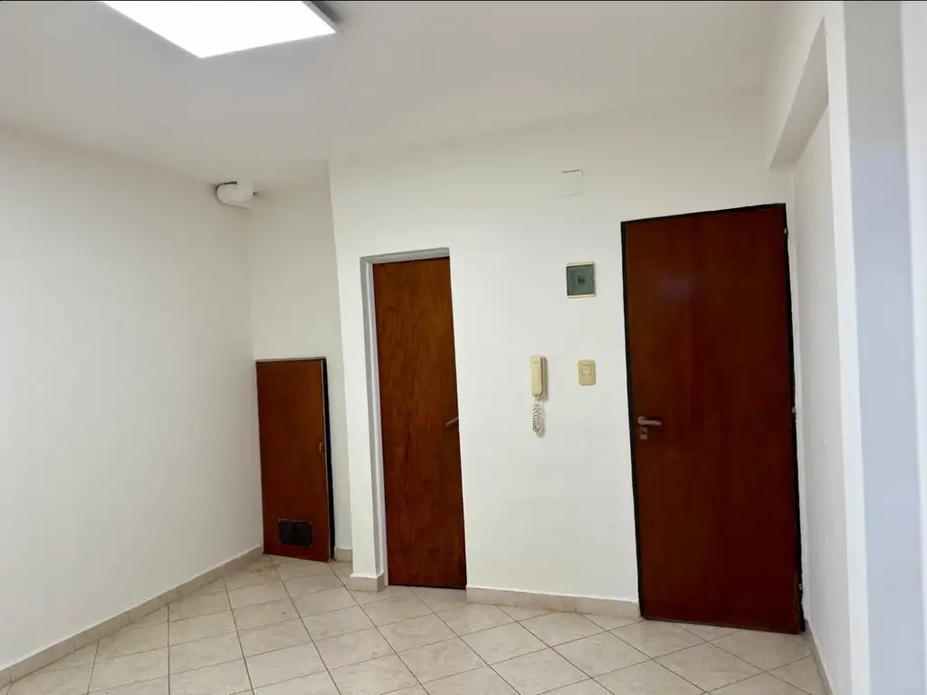 Foto de OFICINAS - PLANTA DIVIDIDA - MACROCENTRO, RESISTENCIA, imagen 4