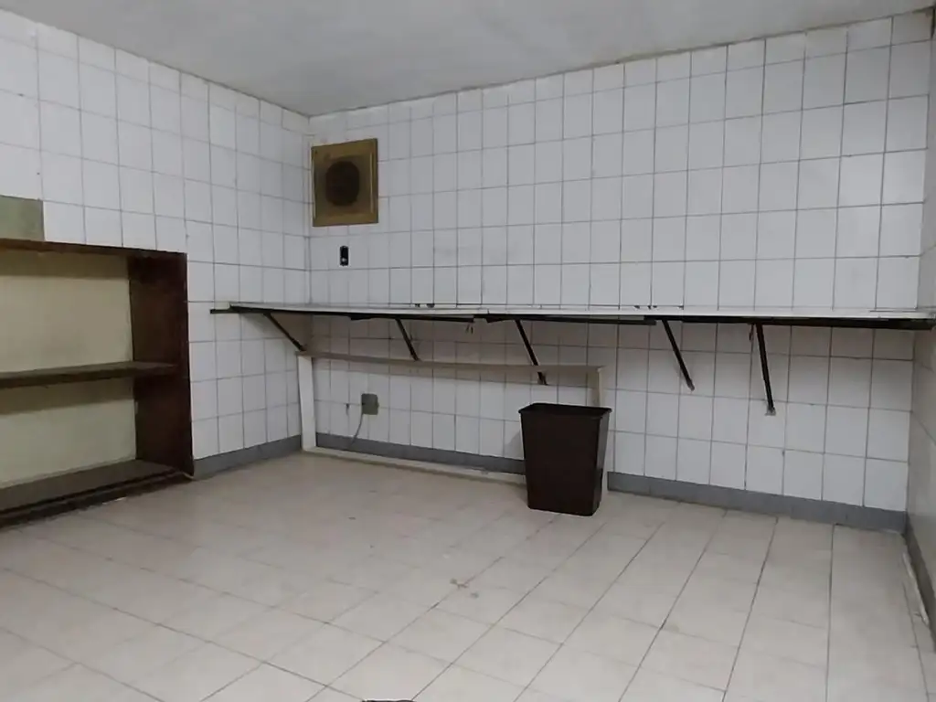 Foto de LOCAL EN GALERIA "CORRIENTES ANGOSTA", imagen 4