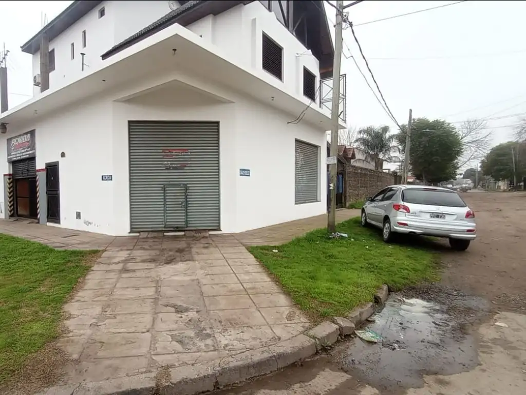Foto de LOCALES - EN ESQUINA - MALVINAS ARGENTINAS (ALMIRANTE BROWN), GRAN BS, imagen 3