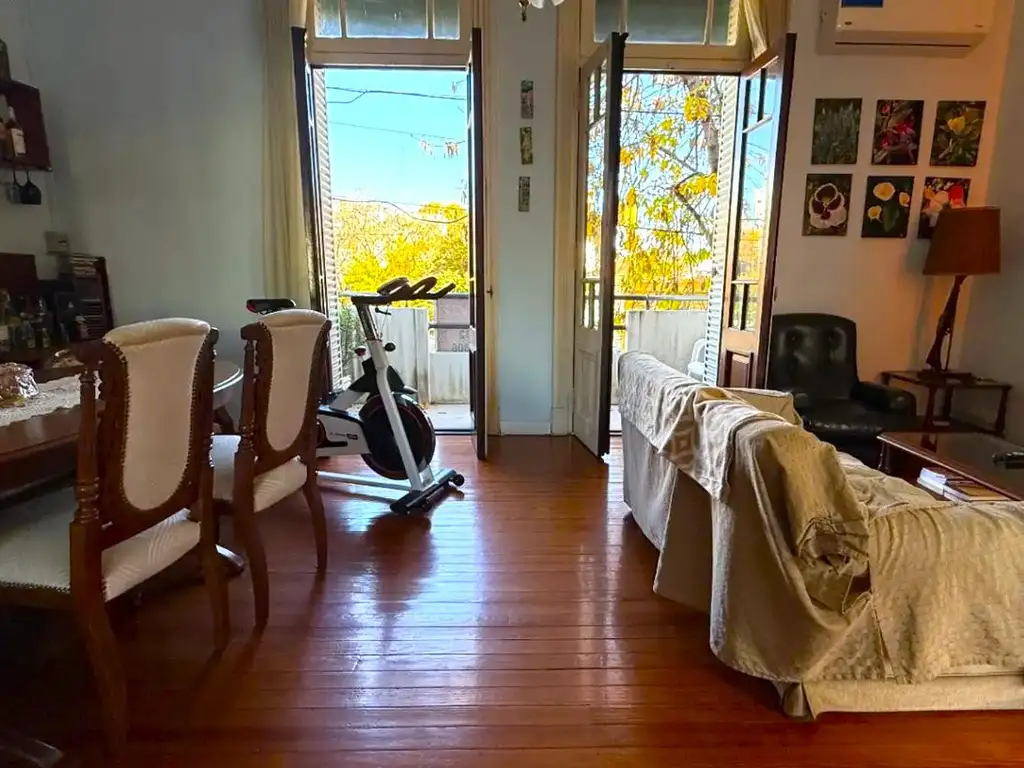 Foto de Venta Casa en Block 8 Ambientes 2 Plantas Cochera Terraza en Parque, imagen 5