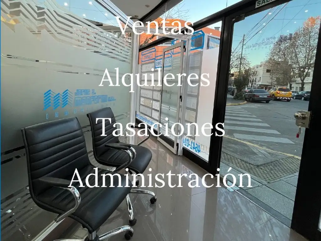 Foto de VENTA PH FRENTE - 4 AMB CON PATIO Y TERRAZA - SOBRE BOULEVARD RAMON, imagen 5