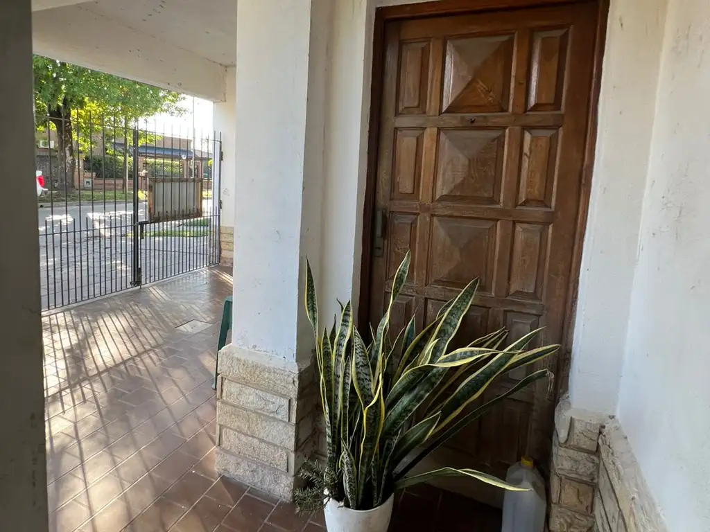 Foto de CASA A RESTAURAR CON TRES HABITACIONES EN VENTA, GENERAL LAS HERAS, imagen 2