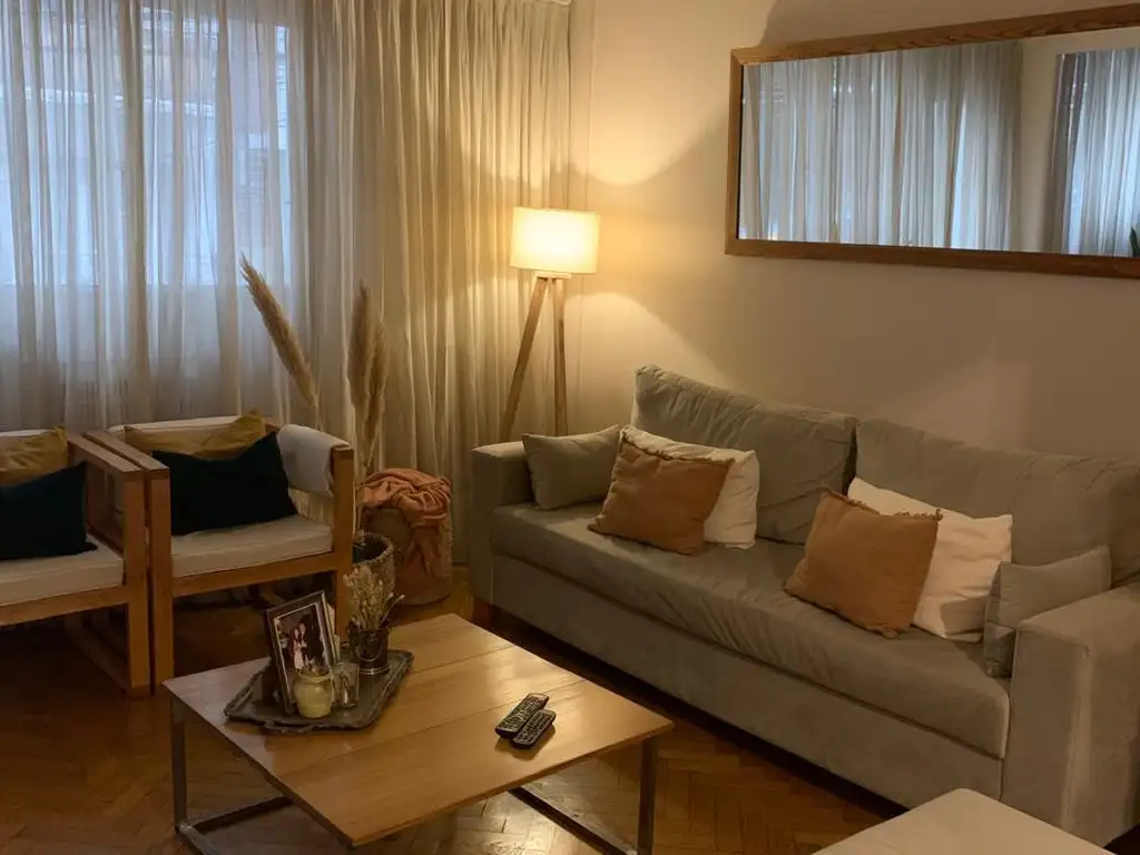 Foto de AMOBLADO 3 AMB. IMPECABLE - FRENTE - BALCON - DORMITORIO - DEPENDENCIA, imagen 4