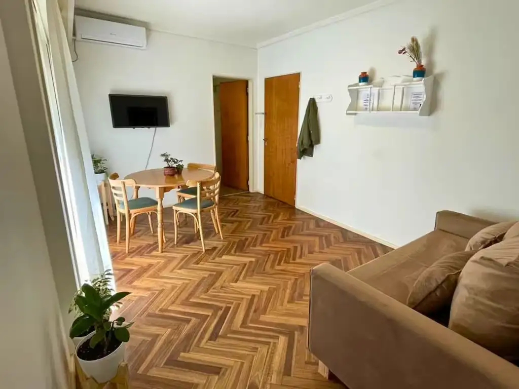 Foto de VENTA luminoso 2 Ambientes Apto Profesional en Excelente Ubicación, imagen 3
