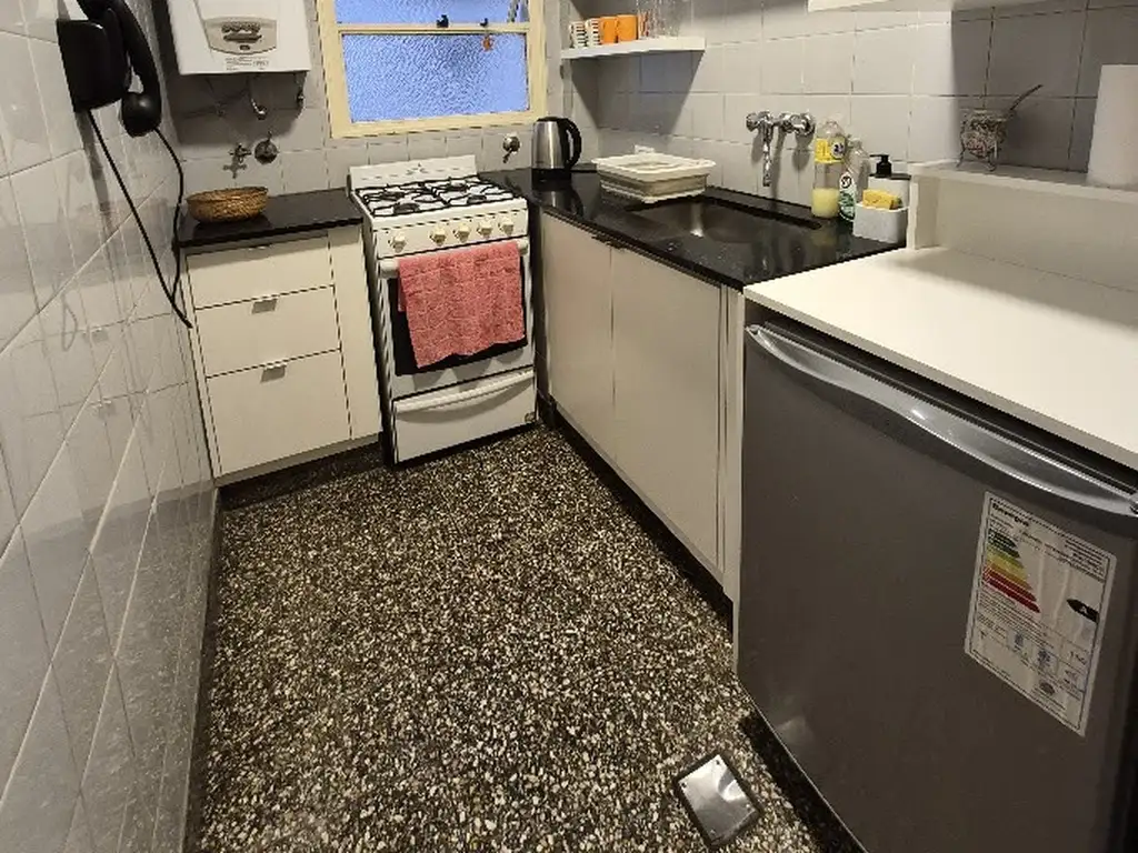 Foto de VENTA luminoso 2 Ambientes Apto Profesional en Excelente Ubicación, imagen 5