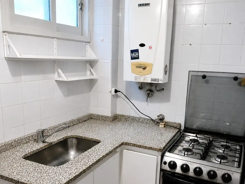 Foto de EXCELENTE MONOAMBIENTE CON COCINA SEPARADA, imagen 1