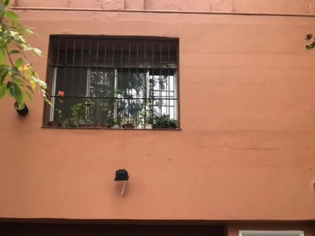 Foto de CASA CON LOCAL GASTRONOMICO, imagen 2