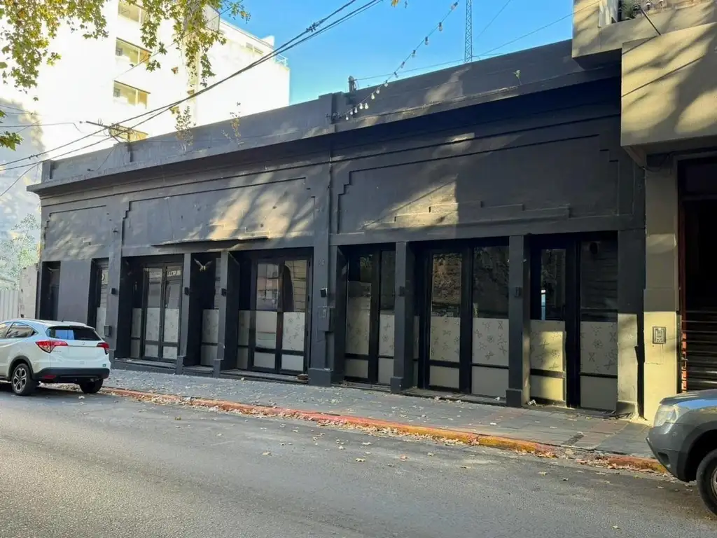 Foto de Amplio salón comercial en pleno centro de Concordia, imagen 2