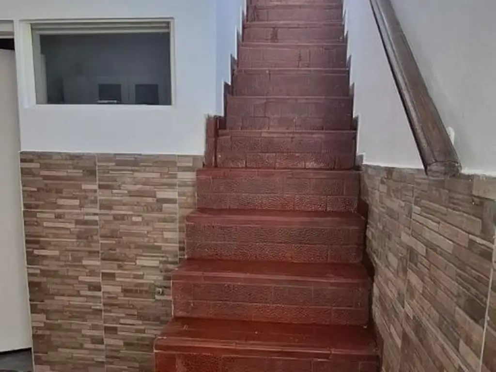 Foto de Departamento Ph 4 ambientes en Lomas del MIrador!!!, imagen 3