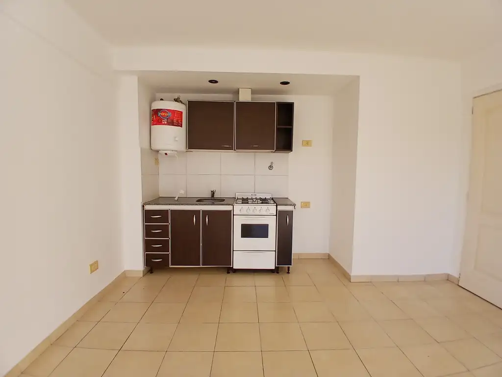Foto de Departamento Dos Ambientes Con Cochera. Moron Norte, imagen 3