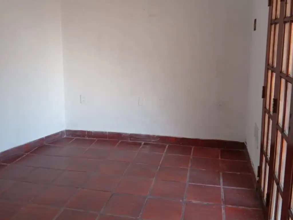 Foto de Alquiler | Casa | 1 Dormitorio | Capitán Bermúdez | Barrio Villa del, imagen 3