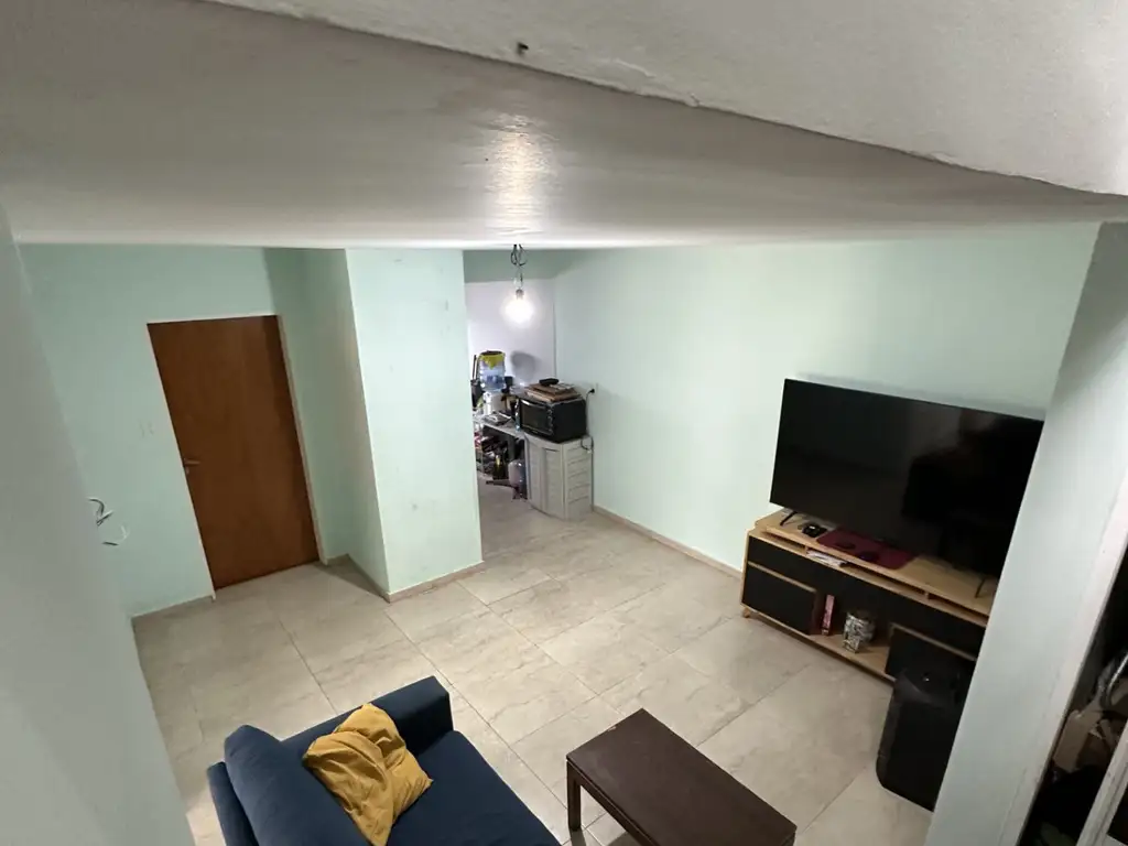 Foto de CASA 3 AMB SOBRE LOTE DE 8,20 X 20 EXCELENTE ESTADO, imagen 4