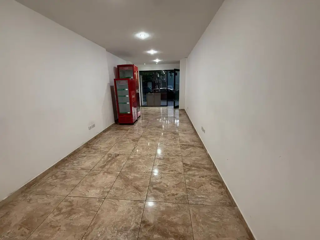 Foto de Local - Alquiler - Argentina, Tres de Febrero - URQUIZA, GRAL. AV. 4554, imagen 3