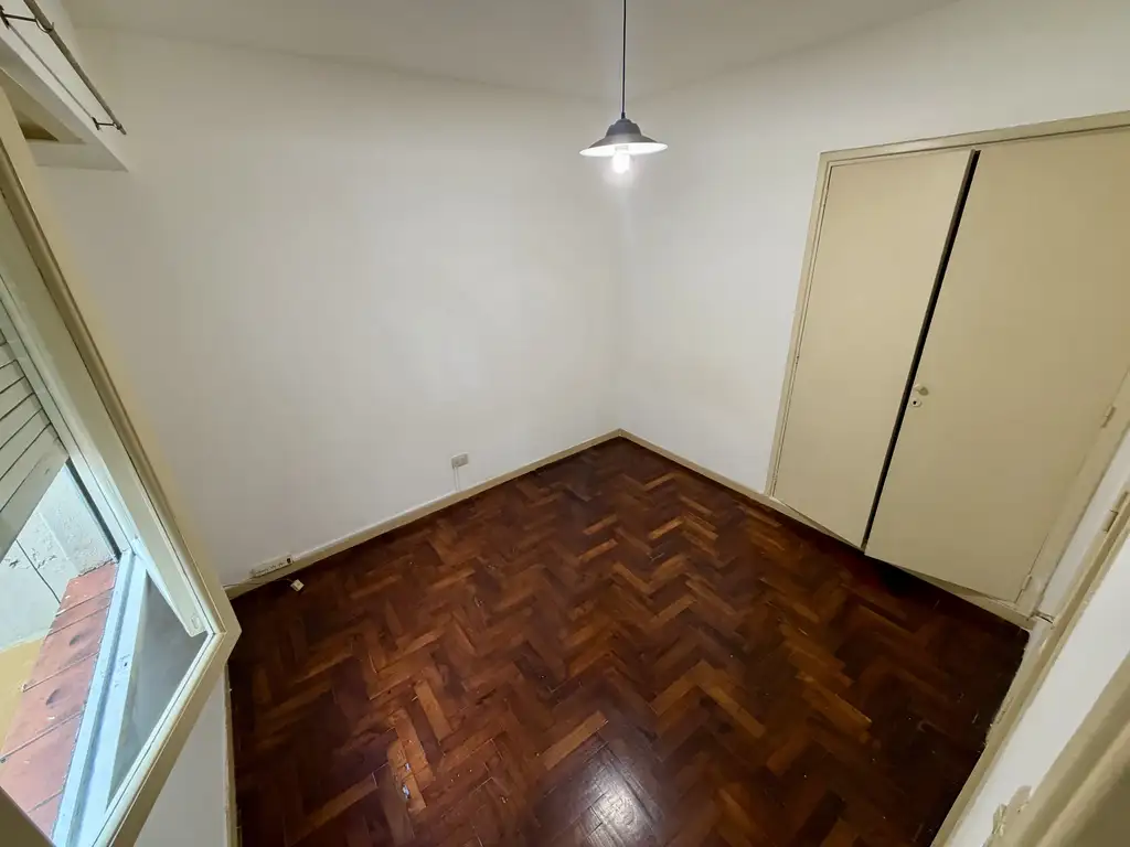 Foto de DEPARTAMENTO 2 AMBIENTES LATERAL .-, imagen 5