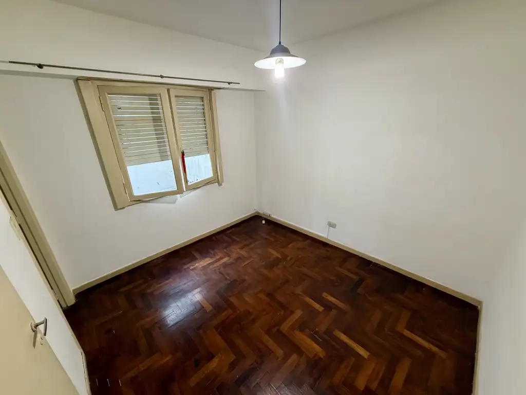 Foto de DEPARTAMENTO 2 AMBIENTES LATERAL .-, imagen 2