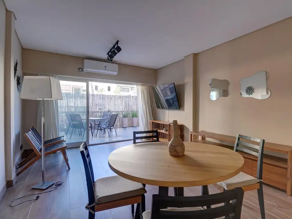 Foto de VENTA DEPARTAMENTO 3 AMBIENTES CON DEPENDENCIA Y BALCON TERRAZA CON, imagen 1