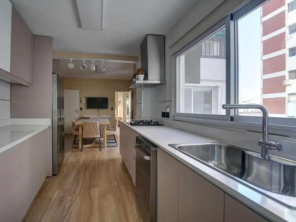 Foto de VENTA DEPARTAMENTO 3 AMBIENTES CON DEPENDENCIA Y BALCON TERRAZA CON, imagen 2