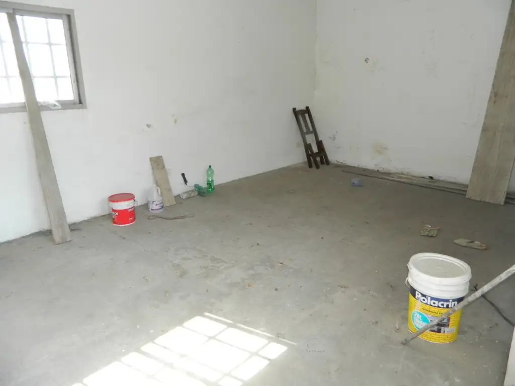 Foto de Galpón/Depósito de 510 m2 Av. Hipólito Yrigoyen 49 Avellaneda, a metros, imagen 1