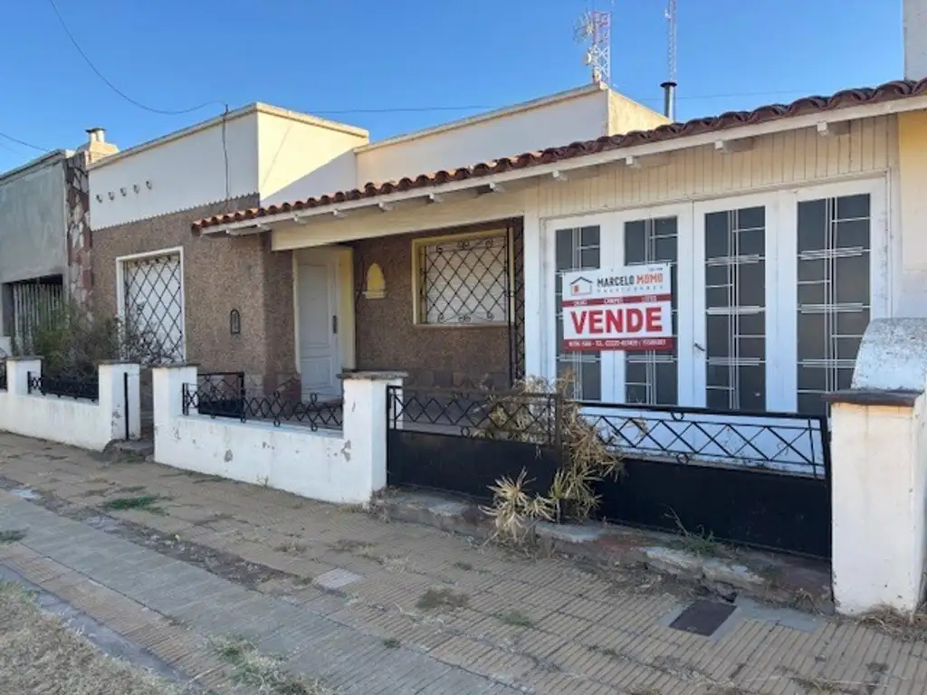 Foto de Oportunidad de inversión en Santa Lucía, casa con 2 lotes., imagen 2
