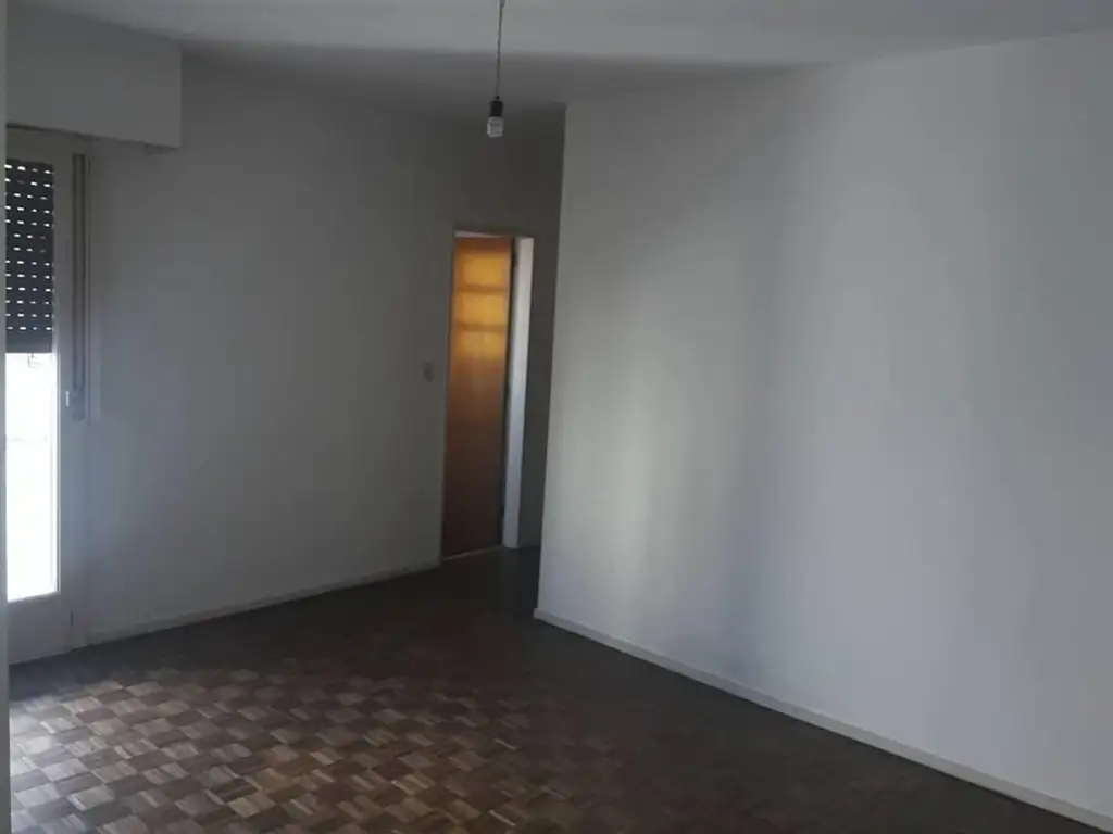 Foto de 2 Amb. Monserrat. Santiago del Estero 700. 40 m² IANUA, imagen 3